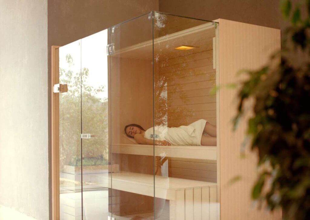 5 Sauna Sky corner - Thinking about getting a home sauna? Read our guide - Effe Perfect Wellness